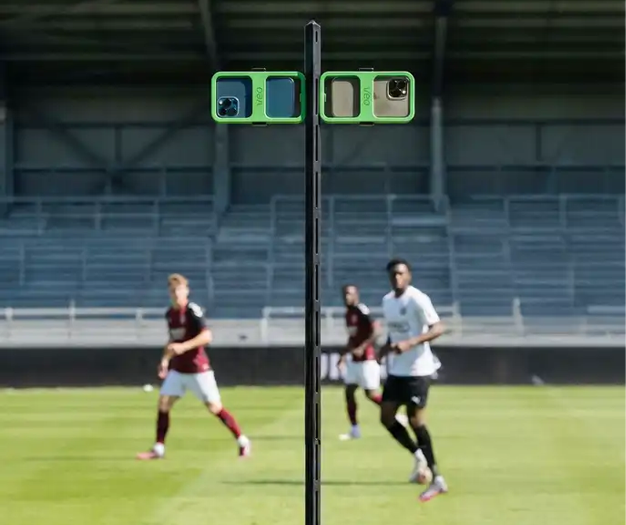 Soccer field with the Veo camera rig tracking players